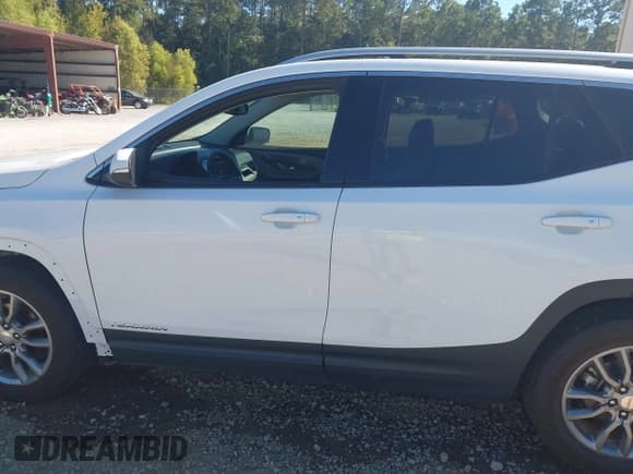 ✅ 2022 GMC Terrain SLT • VIN: 3GKALPEV1NL192987 • Lot: 43485722. Wystawiony na IAAI z przebiegiem 53 197 mil. Bezpłatny archiwum sprzedaży aukcyjnych z USA i szczegółowy raport historii pojazdu na DreamBid. Zdjęcie 15.