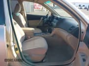 ✅ 2008 Toyota Highlander • VIN: JTEDS41A282016822 • Lot: 43641038. Listed on IAAI with 109,410 mi. Free auction sales archive from the USA and detailed vehicle history report at DreamBid. Image 5.