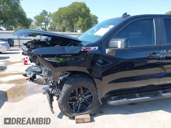 ✅ 2021 Chevrolet Silverado 1500 LT Trail Boss • VIN: 3GCPYFEL9MG154155 • Lot: 43186758. Wystawiony na IAAI z przebiegiem 36 343 mil. Bezpłatny archiwum sprzedaży aukcyjnych z USA i szczegółowy raport historii pojazdu na DreamBid. Zdjęcie 18.