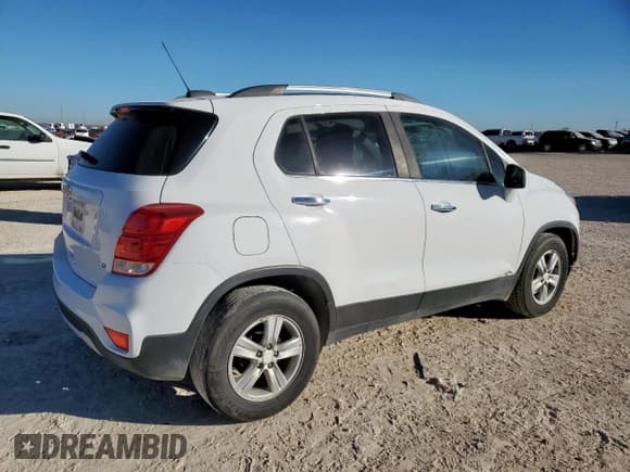 ✅ 2020 Chevrolet Trax LT • VIN: 3GNCJLSB0LL286585 • Lot: 91739905. Wystawiony na Copart z przebiegiem 43 981 mil. Bezpłatny archiwum sprzedaży aukcyjnych z USA i szczegółowy raport historii pojazdu na DreamBid. Zdjęcie 3.