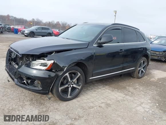 ✅ 2014 Audi Q5 Premium Plus • VIN: WA1CMAFP6EA031924 • Лот: 43746504. Опубликован ранее на IAAI с пробегом 142 667 миль. Бесплатный доступ к архиву аукционных продаж из США и подробный отчёт об истории автомобиля на DreamBid. Изображение 2.