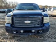 ✅ 2005 Ford F-250 XL • VIN: 1FTSW21Y75EB88923 • Lot: 44444105. Listed on Copart with 286,399 mi. Free auction sales archive from the USA and detailed vehicle history report at DreamBid. Image 5.