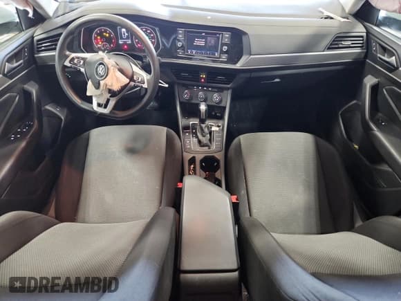 ✅ 2019 Volkswagen Jetta S • VIN: 3VWC57BU8KM076022 • Лот: 81700595. Опубликован ранее на Copart с пробегом 86 691 миль. Бесплатный доступ к архиву аукционных продаж из США и подробный отчёт об истории автомобиля на DreamBid. Изображение 8.