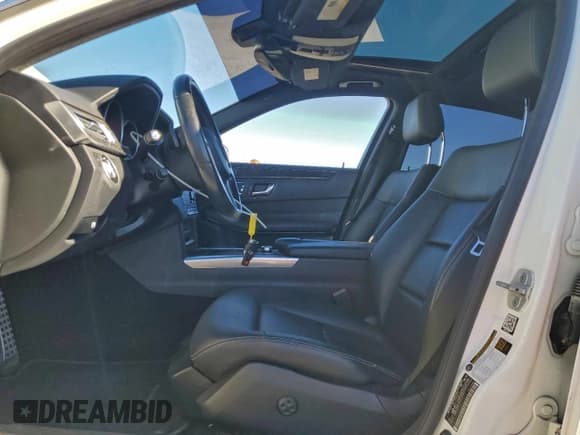 ✅ 2016 Mercedes-Benz E 350 Sport • VIN: WDDHF5KB5GB251579 • Lot: 96670255. Listed on Copart with 73,636 mi. Free auction sales archive from the USA and detailed vehicle history report at DreamBid. Image 7.