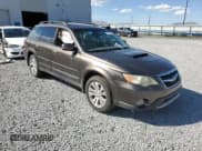 ✅ 2009 Subaru Outback XT Limited • VIN: 4S4BP63C696320765 • Лот: 70719955. Опубликован ранее на Copart с пробегом 197 715 миль. Бесплатный доступ к архиву аукционных продаж из США и подробный отчёт об истории автомобиля на DreamBid. Изображение 4.