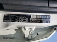 ✅ 2015 Jeep Renegade Sport • VIN: ZACCJAAH0FPB74292 • Lot: 60293535. Listed on Copart with 104,862 mi. Free auction sales archive from the USA and detailed vehicle history report at DreamBid. Image 12.