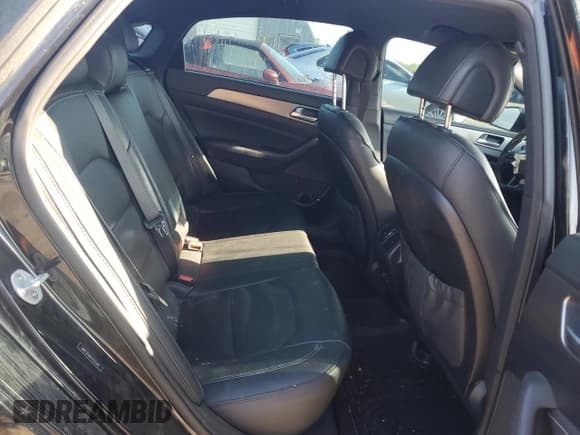 ✅ 2015 Hyundai Sonata Sport • VIN: 5NPE34AB6FH210389 • Lot: 53758385. Wystawiony na Copart z przebiegiem 130 095 mil. Bezpłatny archiwum sprzedaży aukcyjnych z USA i szczegółowy raport historii pojazdu na DreamBid. Zdjęcie 10.