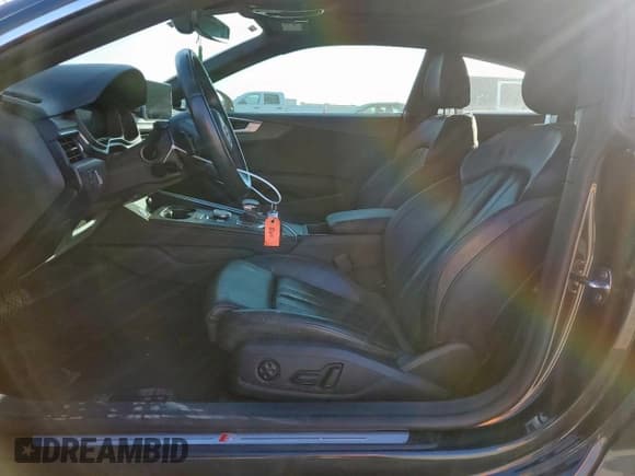 ✅ 2019 Audi A5 Premium Plus • VIN: WAUTNAF56KA031223 • Lot: 84557715. Wystawiony na Copart z przebiegiem 39 457 mil. Bezpłatny archiwum sprzedaży aukcyjnych z USA i szczegółowy raport historii pojazdu na DreamBid. Zdjęcie 7.