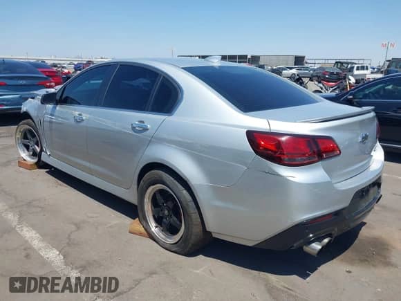 2016 Chevrolet SS с VIN 6G3F15RW8GL220946, выставлен на аукционе IAAI как лот 42928866 с пробегом 165 909 миль миль и . История ставок и продаж доступна на DreamBid. Изображение 3.