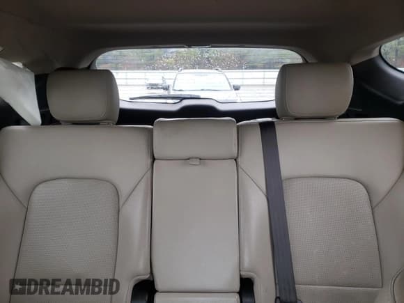 ✅ 2017 Hyundai Santa Fe Ultimate • VIN: 5NMZWDLA8HH048973 • Лот: 46044363. Опубликован ранее на Copart с пробегом 90 001 миль. Бесплатный доступ к архиву аукционных продаж из США и подробный отчёт об истории автомобиля на DreamBid. Изображение 10.