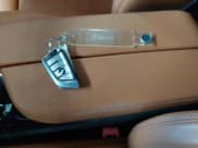 ✅ 2023 BMW M5 • VIN: WBS83CH00PCL75372 • Lot: 42670038. Wystawiony na IAAI z przebiegiem 10 614 mil. Bezpłatny archiwum sprzedaży aukcyjnych z USA i szczegółowy raport historii pojazdu na DreamBid. Zdjęcie 11.