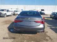 ✅ 2018 Acura RLX Technology • VIN: JH4KC1F52JC000606 • Lot: 43528369. Listed on IAAI with 35,258 mi. Free auction sales archive from the USA and detailed vehicle history report at DreamBid. Image 17.