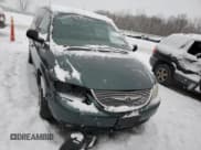 ✅ 2001 Chrysler Town & Country • VIN: 2C8GP44G11R119030 • Lot: 84735134. Listed on Copart with 171,524 mi. Free auction sales archive from the USA and detailed vehicle history report at DreamBid. Image 5.