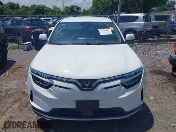 ✅ 2024 VinFast VF 8 Eco • VIN: RLLV1AEB7RH004473 • Лот: 42562607. Опубликован ранее на IAAI с пробегом 2 336 миль. Бесплатный доступ к архиву аукционных продаж из США и подробный отчёт об истории автомобиля на DreamBid. Изображение 12.