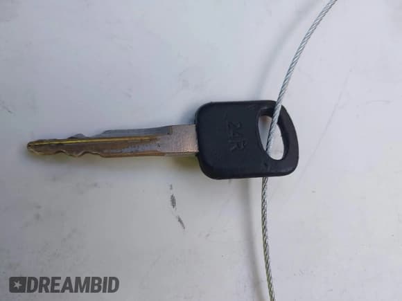 ✅ 2006 Ford Police Interceptor • VIN: 2FAHP71W66X101442 • Lot: 43570578. Wystawiony na IAAI z przebiegiem Nie podano. Bezpłatny archiwum sprzedaży aukcyjnych z USA i szczegółowy raport historii pojazdu na DreamBid. Zdjęcie 11.