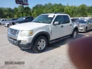 ✅ 2010 Ford Explorer Sport Trac XLT • VIN: 1FMEU3BE4AUF03511 • Lot: 42998507. Wystawiony na IAAI z przebiegiem 272 802 mil. Bezpłatny archiwum sprzedaży aukcyjnych z USA i szczegółowy raport historii pojazdu na DreamBid. Zdjęcie 19.