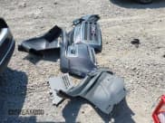 ✅ 2016 GMC Acadia SLE • VIN: 1GKKVPKD1GJ122720 • Lot: 42812312. Wystawiony na IAAI z przebiegiem 80 776 mil. Bezpłatny archiwum sprzedaży aukcyjnych z USA i szczegółowy raport historii pojazdu na DreamBid. Zdjęcie 12.