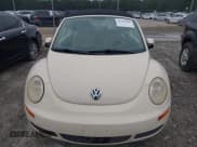 ✅ 2008 Volkswagen Beetle SE • VIN: 3VWRF31Y38M404217 • Lot: 43150540. Listed on IAAI with 111,196 mi. Free auction sales archive from the USA and detailed vehicle history report at DreamBid. Image 6.