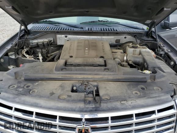 ✅ 2013 Lincoln Navigator • VIN: 5LMJJ3H57DEL08643 • Lot: 57130835. Listed on Copart with 156,106 mi. Free auction sales archive from the USA and detailed vehicle history report at DreamBid. Image 12.