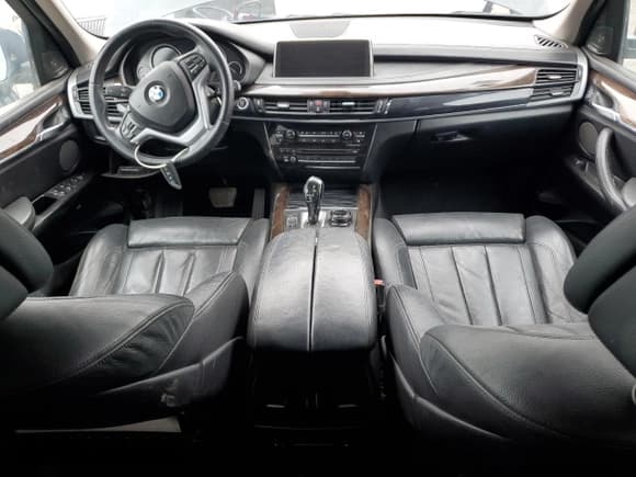 ✅ 2015 BMW X5 xDrive50i • VIN: 5UXKR6C54F0J76078 • Lot: 70880174. Listed on Copart with 82,020 mi. Free auction sales archive from the USA and detailed vehicle history report at DreamBid. Image 8.