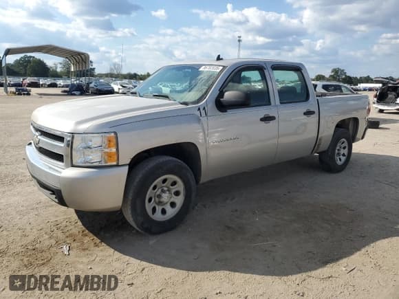 ✅ 2007 Chevrolet Silverado 1500 LS • VIN: 2GCEC13C071501896 • Лот: 86782035. Опубликован ранее на Copart с пробегом 336 274 миль. Бесплатный доступ к архиву аукционных продаж из США и подробный отчёт об истории автомобиля на DreamBid. Изображение 1.