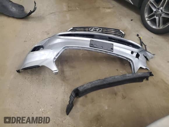 2019 Hyundai Santa Fe Limited Ultimate z VIN KM8SRDHF3KU308737, wystawiony jako Copart lot #62944945 z przebiegiem 47 850 mil mil oraz Szkoda całkowita • Salvage title. Historia ofert i sprzedaży dostępna na DreamBid. Obrazek 13.