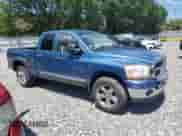 2006 Dodge 1500 Laramie z VIN 1D7HU18276S531072, wystawiony jako Copart lot #65568545 z przebiegiem 161 344 mil mil oraz Czysty tytuł • Clean title. Historia ofert i sprzedaży dostępna na DreamBid. Obrazek 4.
