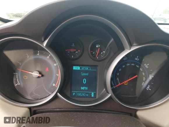 ✅ 2014 Chevrolet Cruze 2LT • VIN: 1G1PE5SB8E7363925 • Lot: 92287265. Listed on Copart with 195,292 mi. Free auction sales archive from the USA and detailed vehicle history report at DreamBid. Image 9.