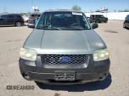 ✅ 2006 Ford Escape XLT • VIN: 1FMCU93196KD36572 • Lot: 81878525. Wystawiony na Copart z przebiegiem 205 608 mil. Bezpłatny archiwum sprzedaży aukcyjnych z USA i szczegółowy raport historii pojazdu na DreamBid. Zdjęcie 5.