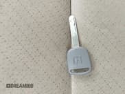 ✅ 2006 Honda Civic • VIN: JHMFA362X6S022746 • Lot: 43176836. Listed on IAAI with 208,642 mi. Free auction sales archive from the USA and detailed vehicle history report at DreamBid. Image 11.