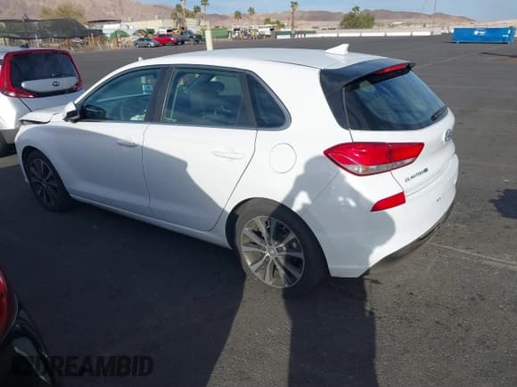 ✅ 2019 Hyundai Elantra • VIN: KMHH35LE7KU090303 • Lot: 41706847. Listed on IAAI with 106,492 mi. Free auction sales archive from the USA and detailed vehicle history report at DreamBid. Image 3.