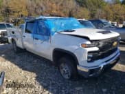 ✅ 2024 Chevrolet Silverado 1500 • VIN: 1GB4WLE79RF466578 • Лот: 84248384. Опубликован ранее на Copart с пробегом 748 миль. Бесплатный доступ к архиву аукционных продаж из США и подробный отчёт об истории автомобиля на DreamBid. Изображение 4.