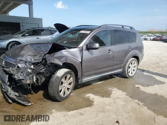 ✅ 2012 Mitsubishi Outlander SE • VIN: JA4AS3AW4CU027714 • Lot: 57773435. Wystawiony na Copart z przebiegiem 148 897 mil. Bezpłatny archiwum sprzedaży aukcyjnych z USA i szczegółowy raport historii pojazdu na DreamBid. Zdjęcie 1.