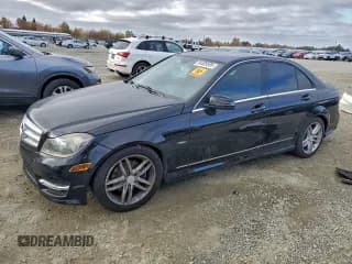✅ 2012 Mercedes-Benz C 250 Sport • VIN: WDDGF4HB7CR222566 • Lot: 94485595. Wystawiony na Copart z przebiegiem Nie podano. Bezpłatny archiwum sprzedaży aukcyjnych z USA i szczegółowy raport historii pojazdu na DreamBid. Zdjęcie 1.