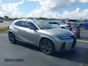 ✅ 2022 Lexus UX 200 F Sport • VIN: JTHE3JBH9N2048306 • Лот: 42516590. Опубликован ранее на IAAI с пробегом 73 139 миль. Бесплатный доступ к архиву аукционных продаж из США и подробный отчёт об истории автомобиля на DreamBid. Изображение 1.