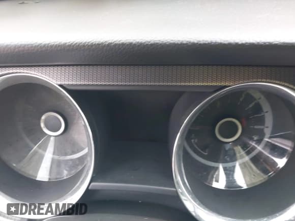 ✅ 2013 Ford Mustang GT • VIN: 1ZVBP8CF9D5232069 • Lot: 41825087. Listed on IAAI with Not provided. Free auction sales archive from the USA and detailed vehicle history report at DreamBid. Image 7.