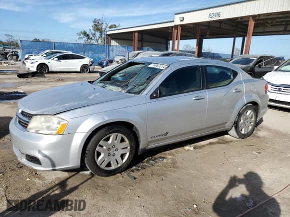 ✅ 2012 Dodge Avenger SE • VIN: 1C3CDZAB9CN310729 • Лот: 74069514. Опубликован ранее на Copart с пробегом Не указан. Бесплатный доступ к архиву аукционных продаж из США и подробный отчёт об истории автомобиля на DreamBid. Изображение 1.