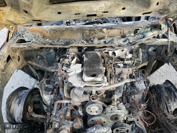 ✅ 2018 Ram 3500 Laramie • VIN: 3C63RRJL5JG408692 • Lot: 86455405. Wystawiony na Copart z przebiegiem Nie podano. Bezpłatny archiwum sprzedaży aukcyjnych z USA i szczegółowy raport historii pojazdu na DreamBid. Zdjęcie 11.