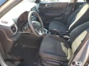 ✅ 2020 Hyundai Venue SE • VIN: KMHRB8A37LU032638 • Лот: 85583795. Опубликован ранее на Copart с пробегом 124 321 миль. Бесплатный доступ к архиву аукционных продаж из США и подробный отчёт об истории автомобиля на DreamBid. Изображение 7.