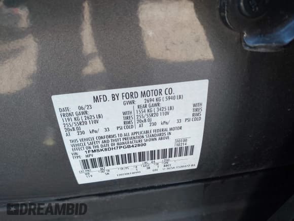 ✅ 2023 Ford Explorer XLT • VIN: 1FMSK8DH7PGB42800 • Lot: 43489525. Wystawiony na IAAI z przebiegiem 35 436 mil. Bezpłatny archiwum sprzedaży aukcyjnych z USA i szczegółowy raport historii pojazdu na DreamBid. Zdjęcie 9.