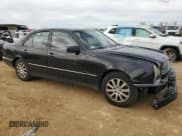 ✅ 1999 Mercedes-Benz E • VIN: WDBJF25H9XA925926 • Lot: 88802495. Wystawiony na Copart z przebiegiem 107 573 mil. Bezpłatny archiwum sprzedaży aukcyjnych z USA i szczegółowy raport historii pojazdu na DreamBid. Zdjęcie 4.
