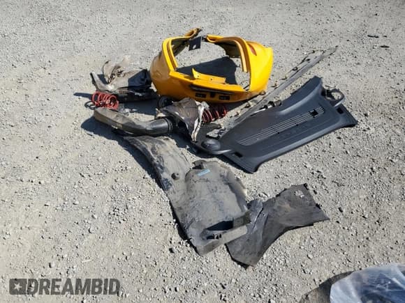 ✅ 2016 Porsche 911 GT3 RS • VIN: WP0AF2A99GS192822 • Lot: 59347145. Listed on Copart with 18,570 mi. Free auction sales archive from the USA and detailed vehicle history report at DreamBid. Image 12.