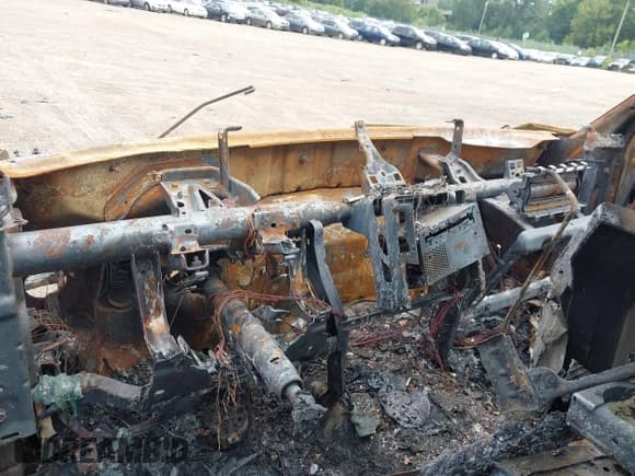 ✅ 2012 Ford F-150 XL • VIN: 1FTFW1ET1CFB85128 • Lot: 42959704. Listed on IAAI with Not provided. Free auction sales archive from the USA and detailed vehicle history report at DreamBid. Image 7.