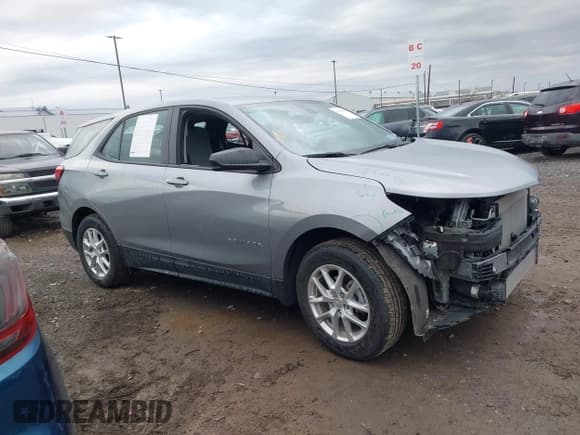 ✅ 2023 Chevrolet Equinox LS • VIN: 3GNAXHEG9PL271678 • Lot: 43640095. Wystawiony na IAAI z przebiegiem 15 099 mil. Bezpłatny archiwum sprzedaży aukcyjnych z USA i szczegółowy raport historii pojazdu na DreamBid. Zdjęcie 1.