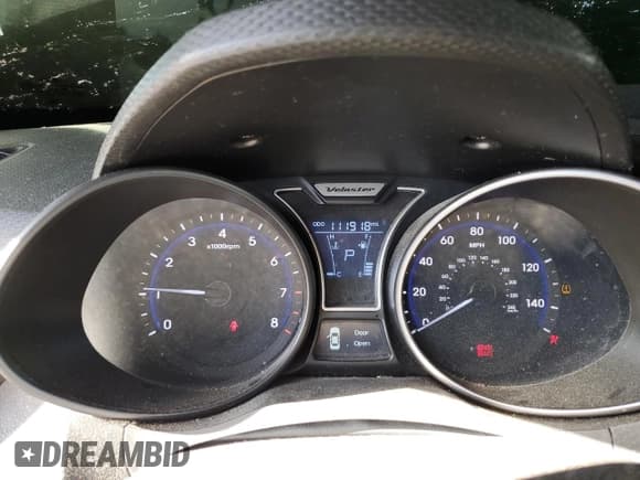 ✅ 2013 Hyundai Veloster Turbo • VIN: KMHTC6AE4DU173659 • Lot: 64088483. Wystawiony na Copart z przebiegiem 111 918 mil. Bezpłatny archiwum sprzedaży aukcyjnych z USA i szczegółowy raport historii pojazdu na DreamBid. Zdjęcie 9.