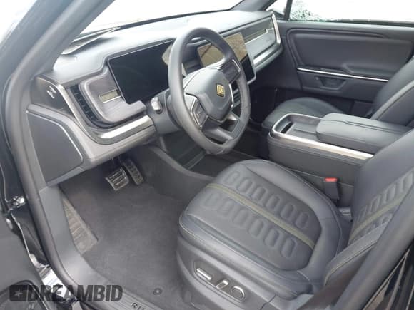 ✅ 2025 Rivian R1S Adventure • VIN: 7PDSGBBA5SN055497 • Лот: 41695600. Опубликован ранее на IAAI с пробегом 5 387 миль. Бесплатный доступ к архиву аукционных продаж из США и подробный отчёт об истории автомобиля на DreamBid. Изображение 5.