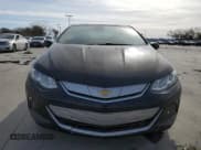 ✅ 2017 Chevrolet Volt Premier • VIN: 1G1RD6S50HU112950 • Lot: 84618704. Wystawiony na Copart z przebiegiem 112 557 mil. Bezpłatny archiwum sprzedaży aukcyjnych z USA i szczegółowy raport historii pojazdu na DreamBid. Zdjęcie 5.