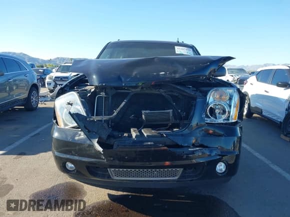 ✅ 2013 GMC Yukon XL Denali • VIN: 1GKS2MEF9DR265920 • Lot: 43187480. Listed on IAAI with 160,091 mi. Free auction sales archive from the USA and detailed vehicle history report at DreamBid. Image 6.