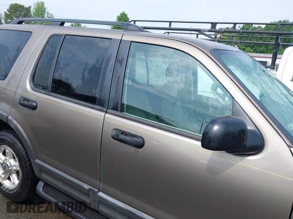 ✅ 2003 Ford Explorer XLT • VIN: 1FMZU73KX3UA95998 • Lot: 42080634. Listed on IAAI with 187,493 mi. Free auction sales archive from the USA and detailed vehicle history report at DreamBid. Image 13.