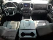 ✅ 2022 Chevrolet Silverado 1500 • VIN: 1GCUYFET5NZ127992 • Лот: 67059215. Опубликован ранее на Copart с пробегом 94 998 миль. Бесплатный доступ к архиву аукционных продаж из США и подробный отчёт об истории автомобиля на DreamBid. Изображение 8.